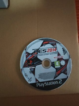 PES 2014 Pro Evolution Soccer PS2