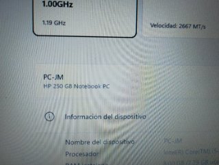 HP 250 G8 - i5 1035G1 8GB RAM 512GB SSD