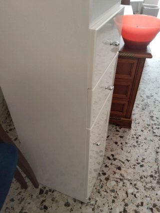 Mueble de baño blanco