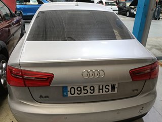 SE VENDE POR PIEZAS AUDI A6 POR GOLPE LATERAL