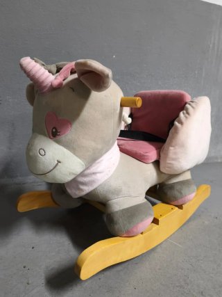 Balancín infantil de peluche