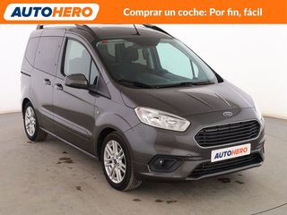 Ford Tourneo Courier 1.0 EcoBoost Titanium