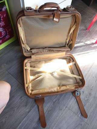 Maleta vintage Gladiator marrón