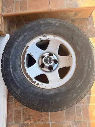 Rueda Jeep Cherokee Original