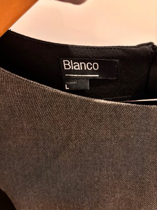 Vestido Blanco color Negro