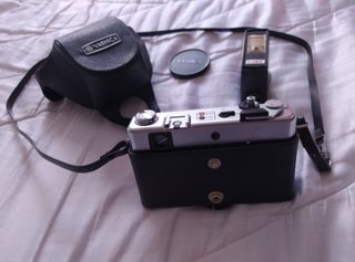 Cámara Analógica Yashica MG-1 Vintage Kit Completo