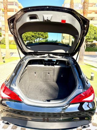 Mercedes-Benz Clase CLA220 CDI Shooting Brake