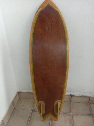 Tabla de surf de madera Hueka