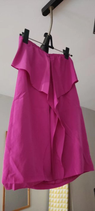 Vestido corto fiesta volante fucsia