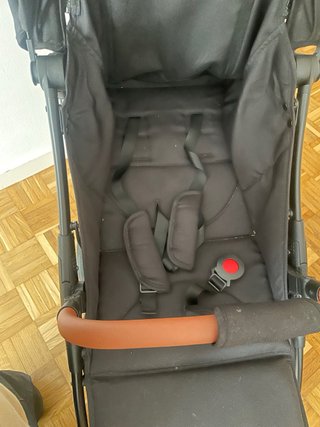 Silla de paseo Lionelo negra