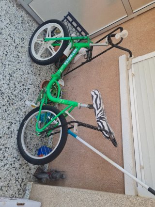 Bicicleta Motoreta Verde Antigua