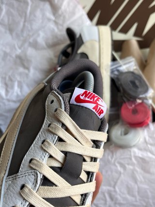Jordan 1 Low OG Travis Scott (Reverse Mocha ) 2021