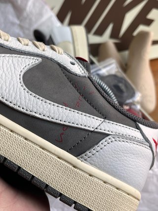 Jordan 1 Low OG Travis Scott (Reverse Mocha ) 2021