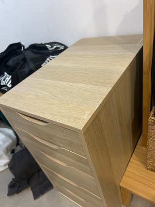 Cajonera de escritorio madera.