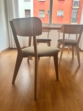 Mesa y 4 Sillas Ikea