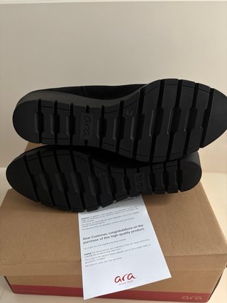 Botines  Ara Ante Negro Talla 42.5