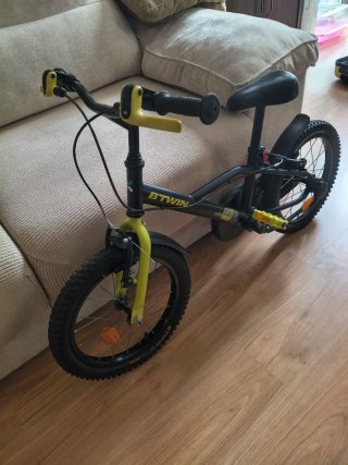 Bicicleta Infantil B'TWIN 500 16 Dark Hero