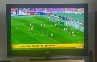 SONY MODEL NO KDL-40NX7.00, perfecto estado