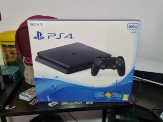 Consola Sony PS4 500GB Jet Black