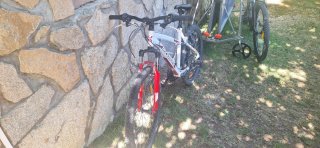 Bicicleta Montaña Rockrider Blanca y Roja