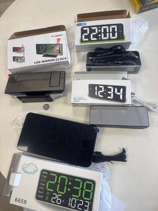 Relojes LED Espejo Digital Varios Modelos