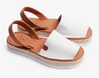 Menorquinas plataforma cuero y blanco T39