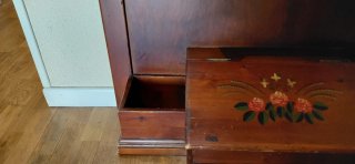 Mueble recibidor antiguo madera espejo.
