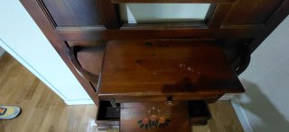 Mueble recibidor antiguo madera espejo.
