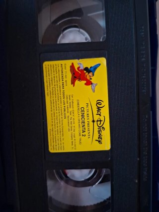 DVD La Cenicienta 2 y El Cisne Mudito