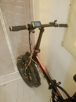 Bici Eléctrica Plegable Negra