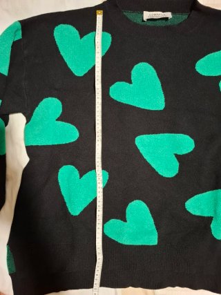 Jersey Negro Corazones Verdes Talla L