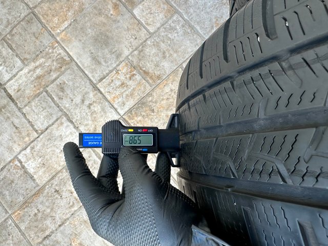Neumáticos 215/65 R16 APOLLO