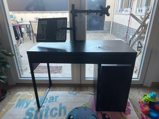 Escritorio Ikea Malm Negro con Soporte
