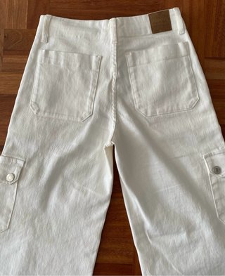 Pantalón cargo ancho blanco roto Brownie