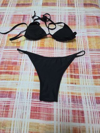 Bikini negro Calaveras T S.