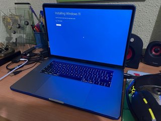 MacBook Pro 2018 i7 32GB RAM