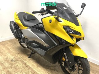 YAMAHA TMAX 560