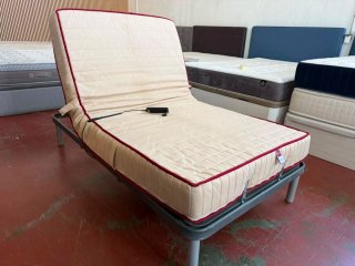 Cama articulada y colchón látex 105x190