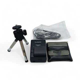 Fotocamera Panasonic Lumix G2 + Obiettivo 14-42 + Caricatore + 2 Batterie