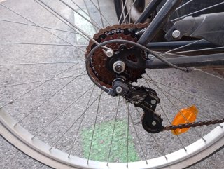 Bicicleta de paseo negra