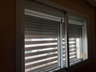 Ventana doble cristal 180x120 Con persianas