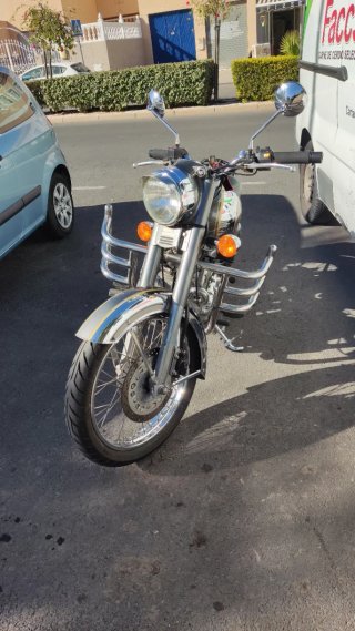 Royal Enfield Classic Chrome 500