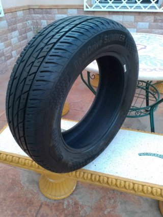 Neumático 205/60 R16 V XL