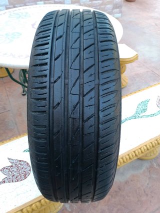 Neumático 205/60 R16 V XL