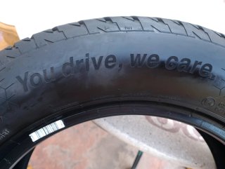 Neumático 205/60 R16 V XL