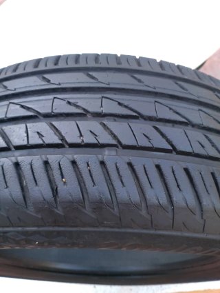 Neumático 205/60 R16 V XL