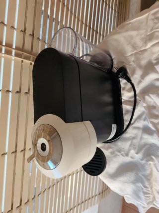Cafetera Nespresso Vertuo Pop Blanca