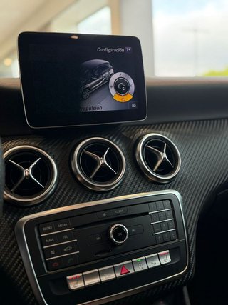Mercedes Clase A AMG Line (2018)