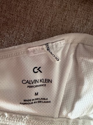 Top deportivo Calvin Klein blanco