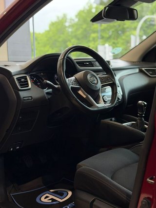 Nissan Qashqai N-Connecta (2018)